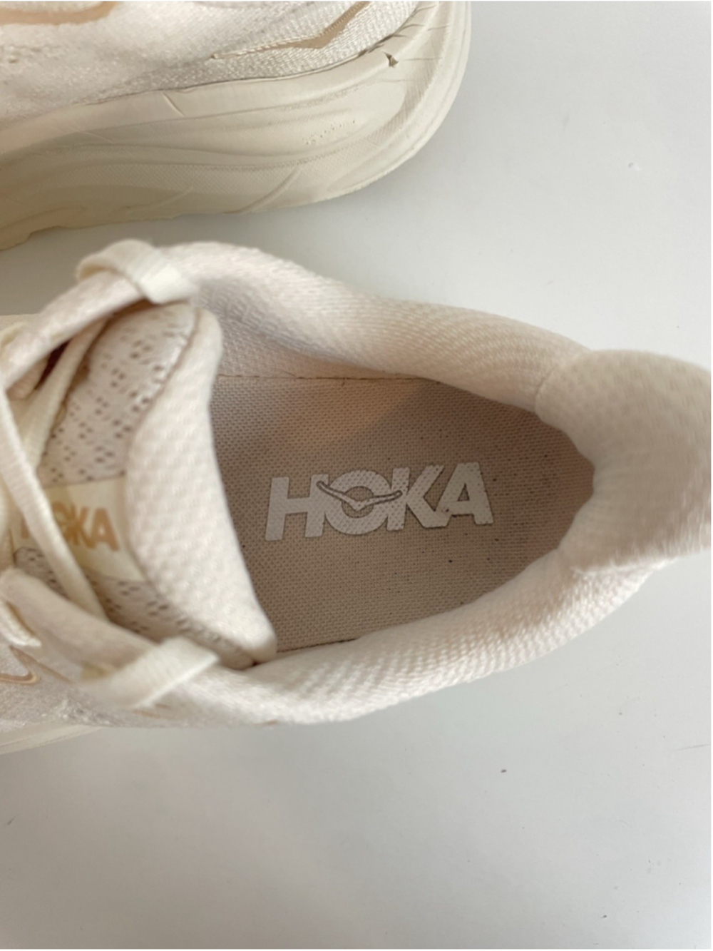 Hoka Clifton 10 Women's Size 7B Vanilla Birch Running Shoes Sneakers - Picture 8 of 9